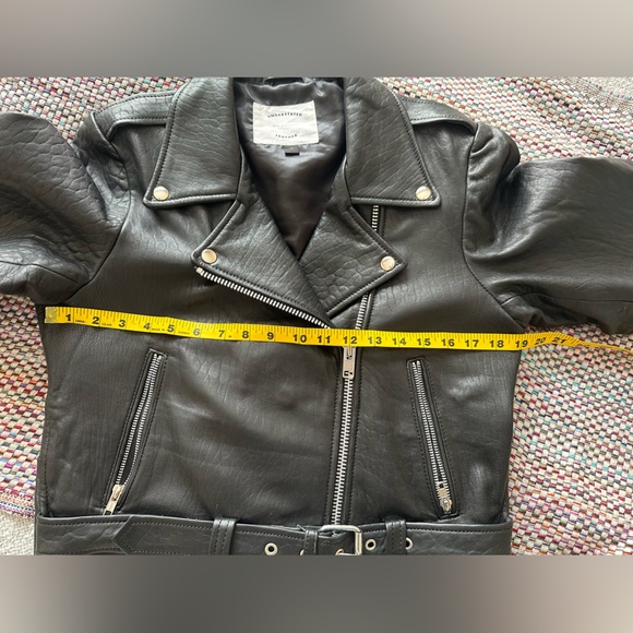 COPY - Understated Leather Oversized Scrunch Jacket - Picture 13 of 15